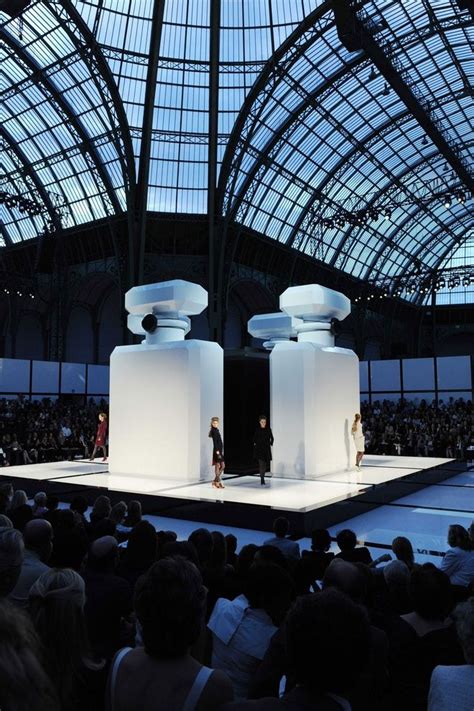 Les décors les plus spectaculaires des défilés Chanel